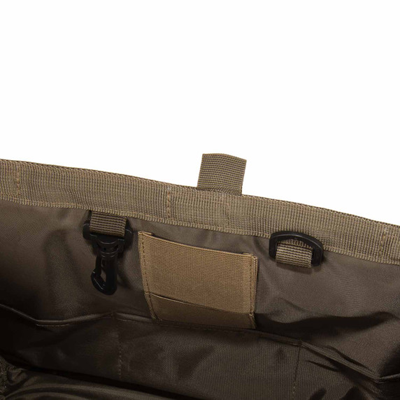 Inside Clips Image of the Drake Waterfowl Hardline Shoulder Bag.