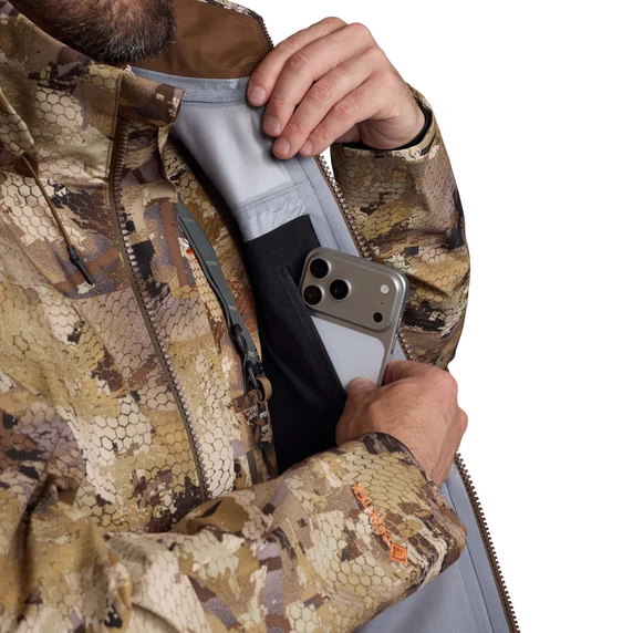 Internal Pocket Image of the Sitka Delta Wading Jacket.