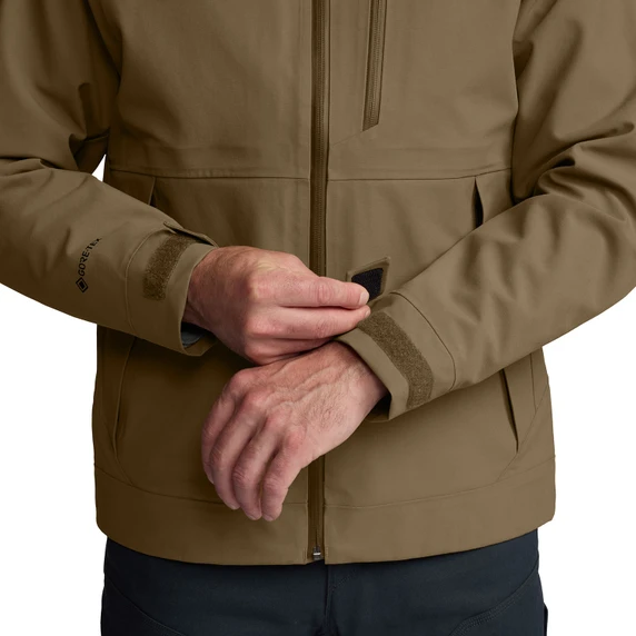 Velcro Cuffs Image of the Sitka Grindstone GTX Jacket.