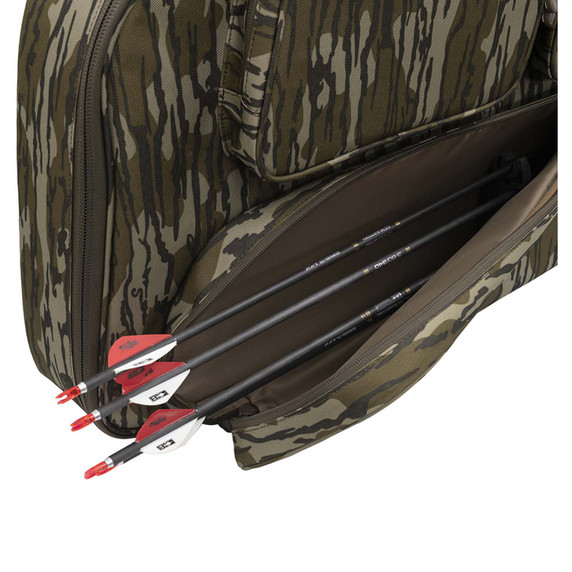 Arrow Compartment Image of the ALPS OutdoorZ Optima Bow Case.