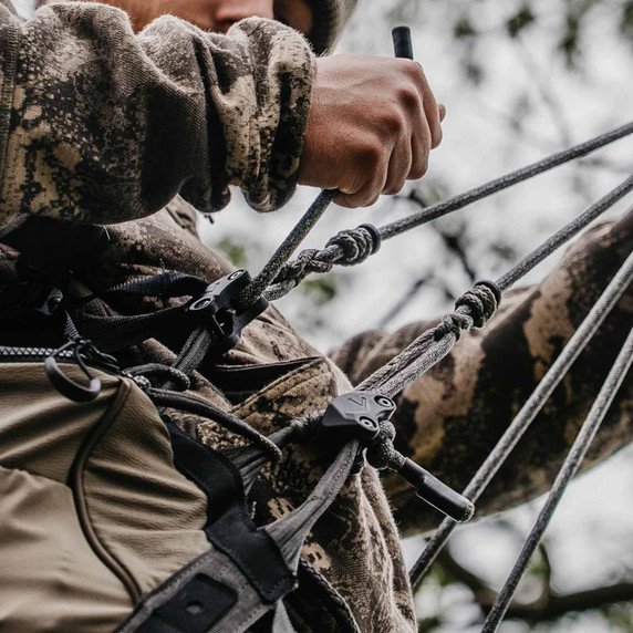 Glyde Adjustment Image of the Arsenal Cloud Freedom Archery Saddle.