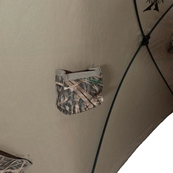 Inside Pocket Image of the Avian-X X-Panel Pop-Up Waterfowl Blind.