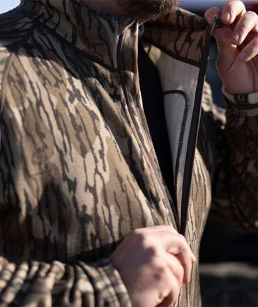 MENS CLOTHING