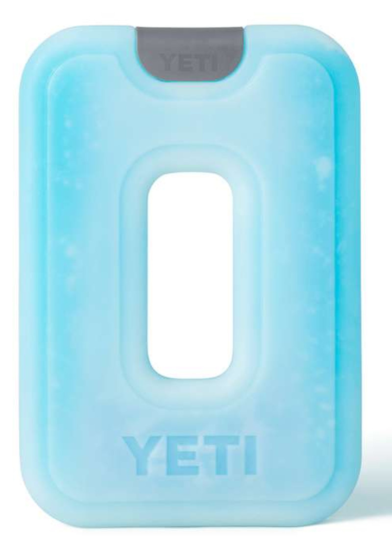 YETI Rambler Bottle - 26 oz. - Chug Cap - Nordic Blue - TackleDirect