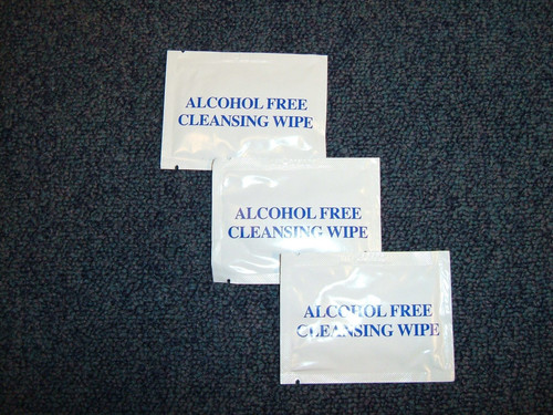 NON ALCOHOL WIPES (BOX 100)