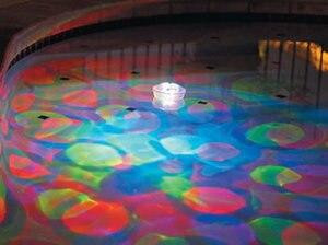 GAME Aqua Glow The Underwater Light Show