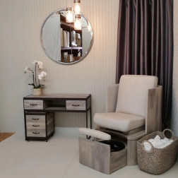 Belava ELORA Manicure/Pedicure Furniture Package in use with a pedicure chair