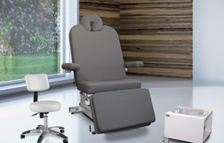 Silhouet-Tone LAGUNA FLEX Facial Treatment Table + Armrest, Pictured with Technician Stool and Pedicure Tub