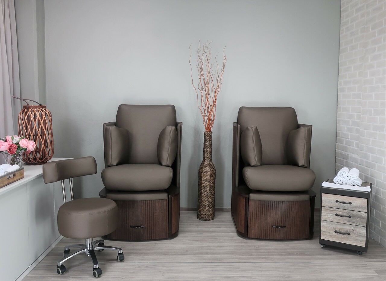 Dorset Pedicure Chair in a salon