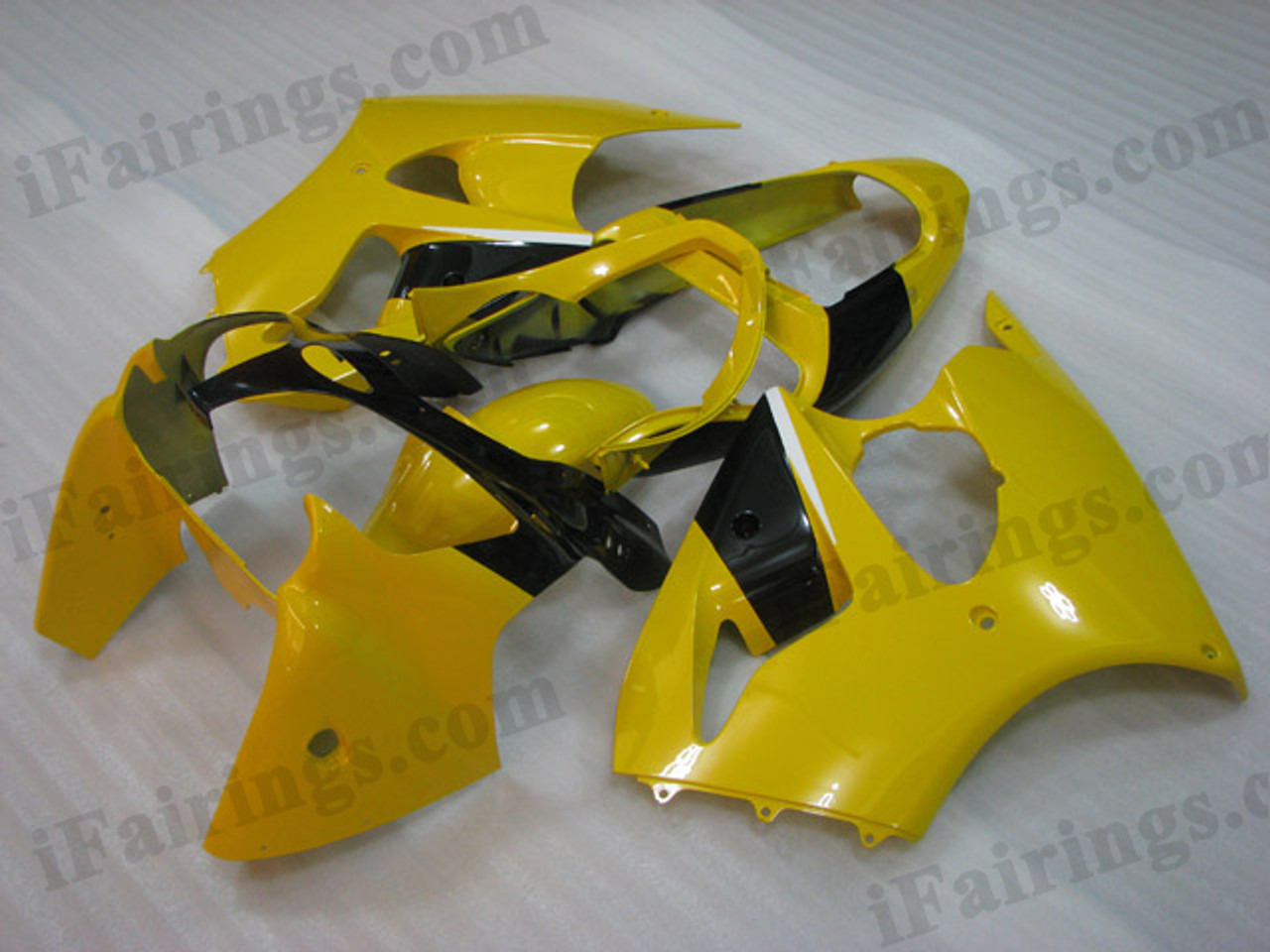 Aftermarket fairing for 2001 2002 Kawasaki Ninja ZX-6R yellow and black.