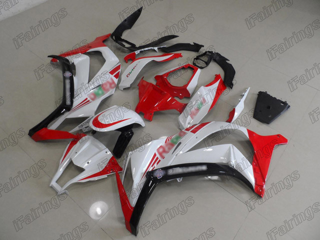 2011 2012 2013 2014 2015 Kawasaki Ninja ZX-10R Red and White