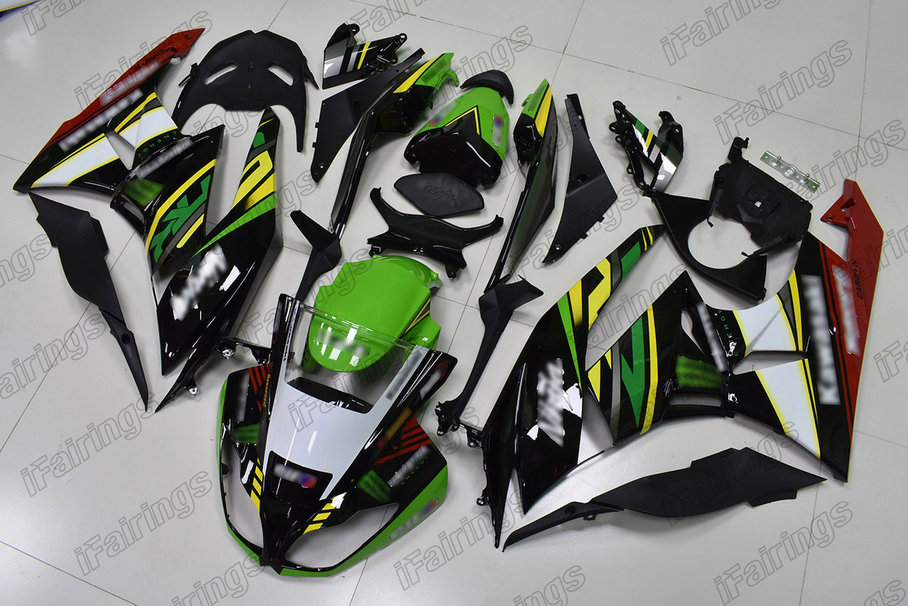 Aftermarket fairing for 2009 2010 2011 2012 Kawasaki Ninja ZX-6R green and  black livery.