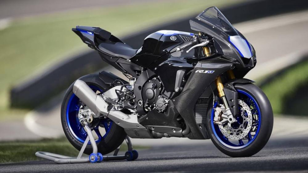 Yamaha R1 2020 - 2024 Complete and racing fairings in carbon