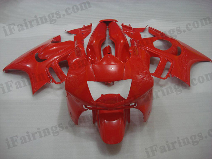 Honda CBR600 F3 1995 1996 red fairing kits, 1995 1996 Honda CBR600 F3 red plastic.This Honda CBR600 F3 1995 1996 fairing kits was applied in red graphics, this 1995 1996 CBR600 fairing set comes with the both color and decals shown as the photo.If you want to do custom fairings for CBR600 F3 1995 1996,our talented airbrusher will custom it for you.