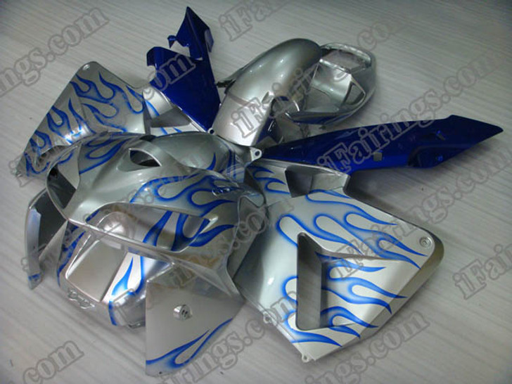Honda CBR600RR 2005 2006 silver and blackfairing kits, this Honda CBR600RR 2005 2006 plastics was applied in silver and blackgraphics, this 2005 2006 CBR600RR fairing set comes with the both color and decals shown as the photo.If you want to do custom fairings for CBR600RR 2005 2006,our talented airbrusher will custom it for you