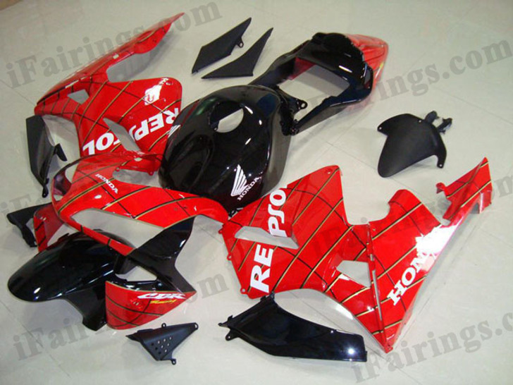 Honda CBR600RR 2003 2004 SPIDER MAN REPSOL fairing kits, this Honda CBR600RR 2003 2004 plastics was applied in SPIDER MAN REPSOL graphics, this 2003 2004 CBR600RR fairing set comes with the both color and decals shown as the photo.If you want to do custom fairings for CBR600RR 2003 2004,our talented airbrusher will custom it for you.