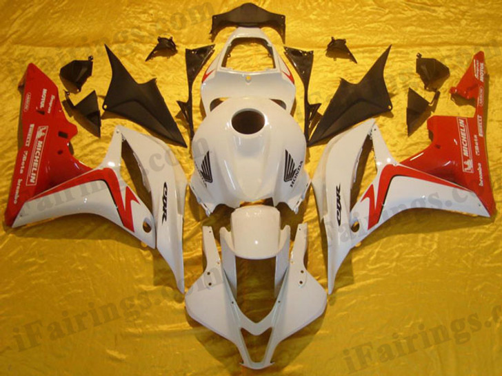 Honda CBR600RR 2007 2008 red and white fairing kits, this Honda CBR600RR 2007 2008 plastics was applied in red and whitegraphics, this 2007 2008 CBR600RR fairing set comes with the both color and decals shown as the photo.If you want to do custom fairings for CBR600RR 2007 2008,our talented airbrusher will custom it for you