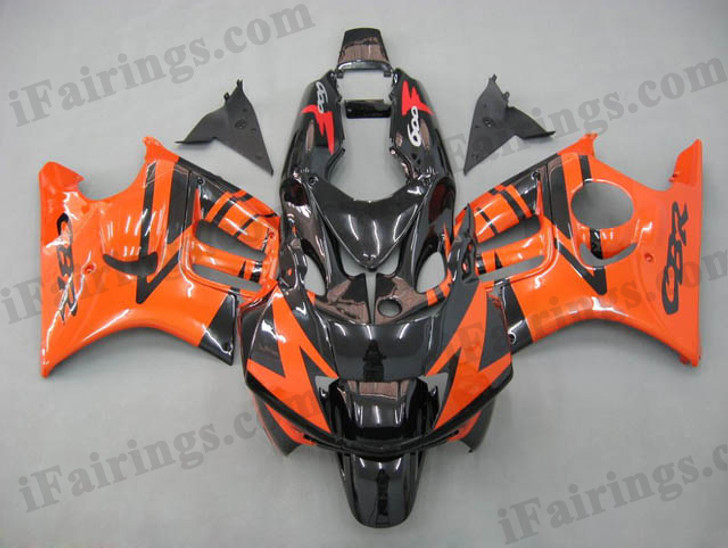 Honda CBR600 F3 1995 1996 orange/black fairing kits, 1995 1996 Honda CBR600 F3 orange/black plastic.This Honda CBR600 F3 1995 1996 fairing kits was applied in orange/black graphics, this 1995 1996 CBR600 fairing set comes with the both color and decals shown as the photo.If you want to do custom fairings for CBR600 F3 1995 1996,our talented airbrusher will custom it for you