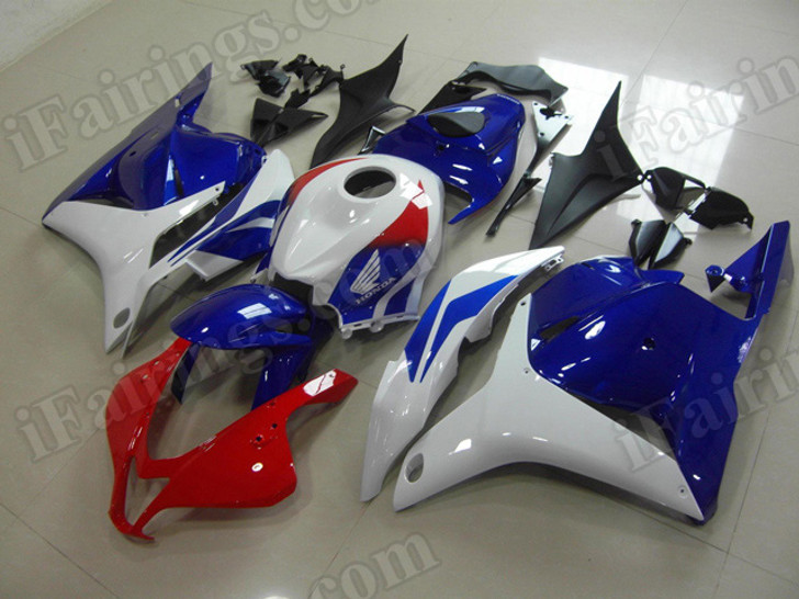 aftermarket fairings and bodywork for Honda CBR600RR 2009 2010 2011 2012, this motorcycle fairings are replacement plastic with various graphics,  they are top quality and oem fairing quality comparable. All the bodywork panels are pre-drilled and 100% precise fit factory bike.