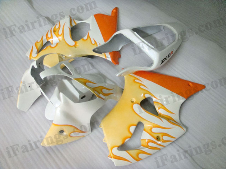 aftermarket fairings and bodywork for 2000 2001 2002 Kawasaki Ninja ZX6R, this motorcycle fairings are replacement plastic with various graphics,  they are top quality and oem fairing quality comparable. All the bodywork panels are pre-drilled and 100% precise fit factory bike.