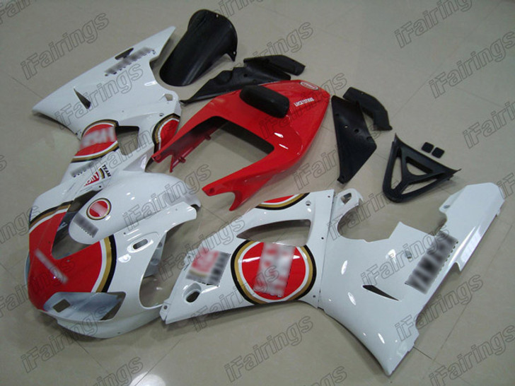 Aftermarket fairing for 1998 1999 Yamaha YZF-R1 built based on Lucky Strike livery.