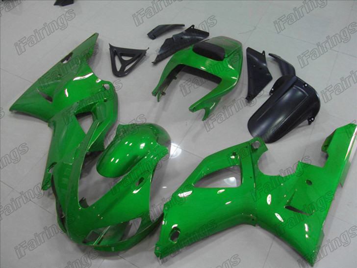 1998 1999 Yamaha YZF-R1 green fairings.