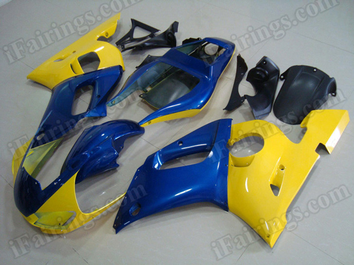 aftermarket fairings and bodywork for 1998 to 2002 Yamaha YZF R6, this motorcycle fairings are replacement plastic with various graphics,  they are top quality and oem fairing quality comparable. All the bodywork panels are pre-drilled and 100% precise fit factory bike.