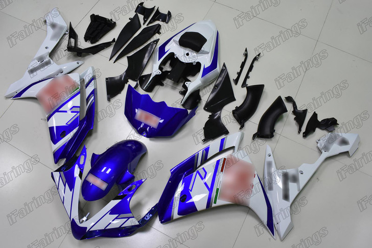 Aftermarket fairing for 2007 2008 Yamaha YZF-R1 customized base on FIAT livery.