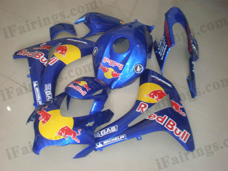 Honda CBR1000RR 2008 2009 2010 2011 PLAYBOY fairing kits, this Honda CBR1000RR 2008 2009 2010 2011 plastics was applied in PLAYBOYgraphics, this 2008 2009 2010 2011 CBR1000RR fairing set comes with the both color and decals shown as the photo.If you want to do custom fairings for CBR1000RR 2008 2009 2010 2011,our talented airbrusher will custom it for you.