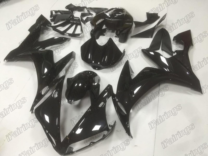 2004 2005 2006 Yamaha YZF R1 gloss black fairing