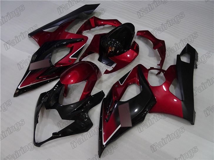 2005 2006 Suzuki GSXR1000 red and black fairing