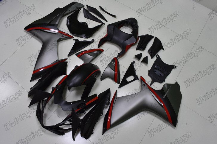 Suzuki GSXR600 GSXR750 gray and black fairing