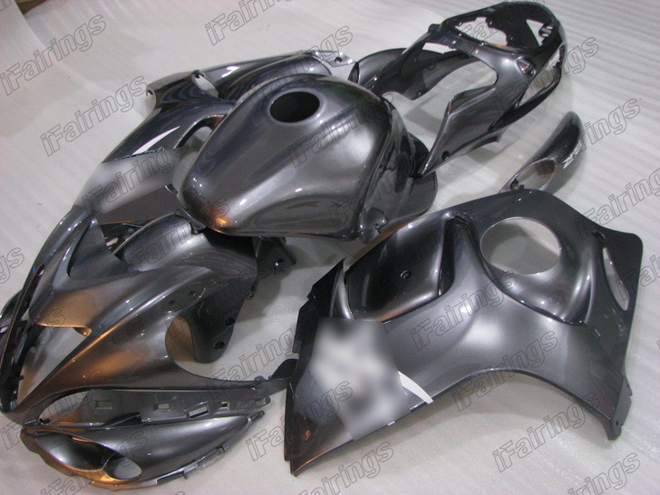 Suzuki Hayabusa GSX1300R metallic grey fairing