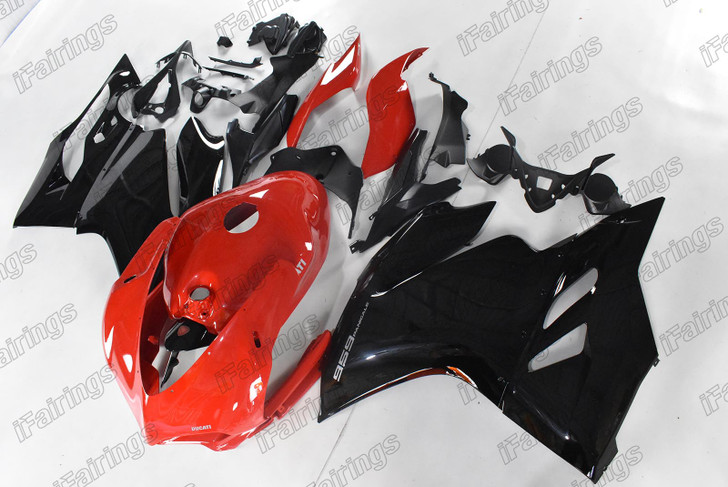Ducati 959 1299 Panigale red and black fairing