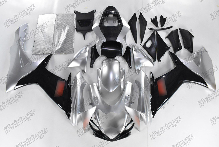 Suzuki GSXR600 GSXR750 custom bodywork silver and black