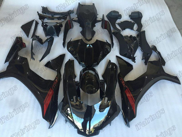 2015 2016 2017 2018 2019 Yamaha YZF R1 gloss black fairing