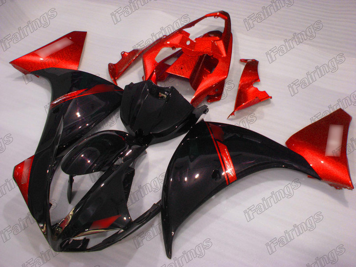 2009 2010 2011 Yamaha YZF R1 black and red fairing