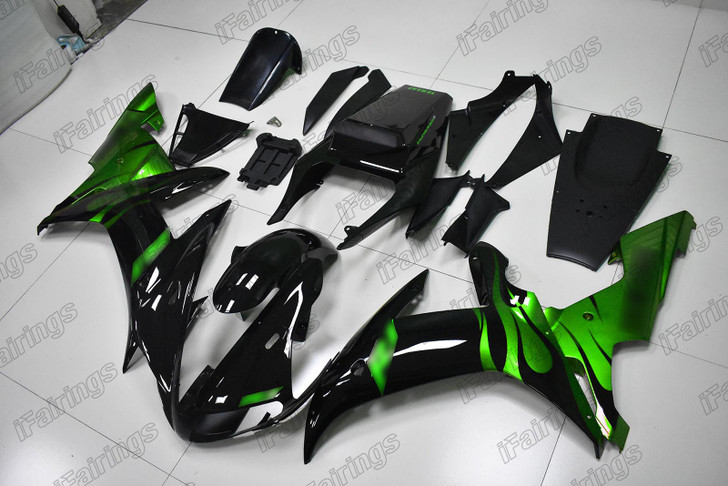 2002 2003 Yamaha YZF-R1 black and green fairings