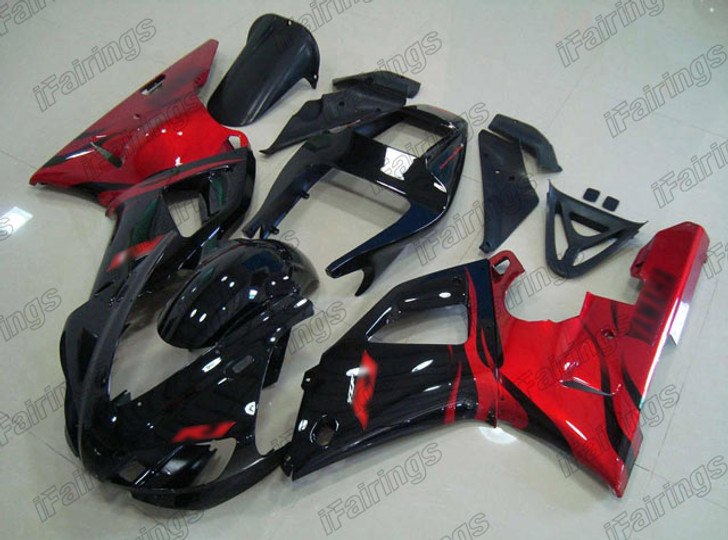 1998 1999 Yamaha YZF-R1 red and black fairings