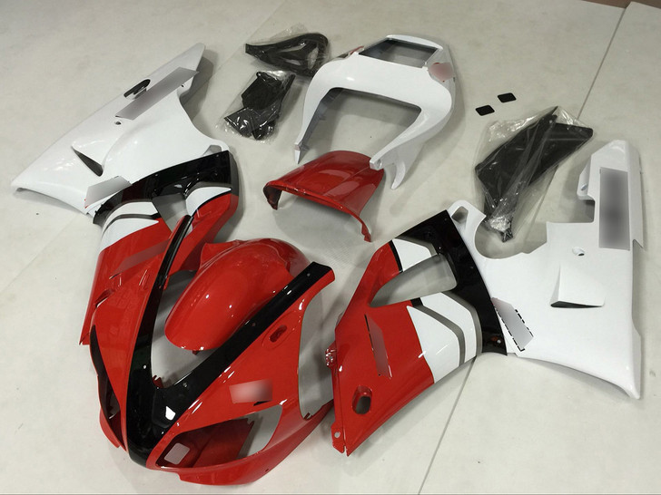 1998 1999 Yamaha YZF-R1 original fairing red and white