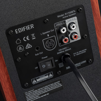 Edifier R1700BTs Posterior