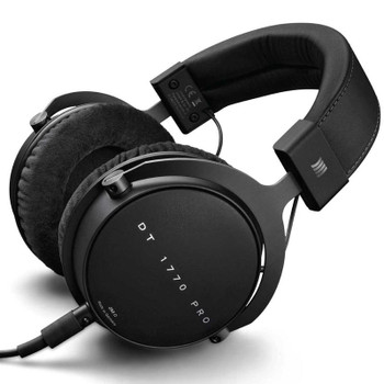 Beyerdynamic DT1770Pro Frontal 2