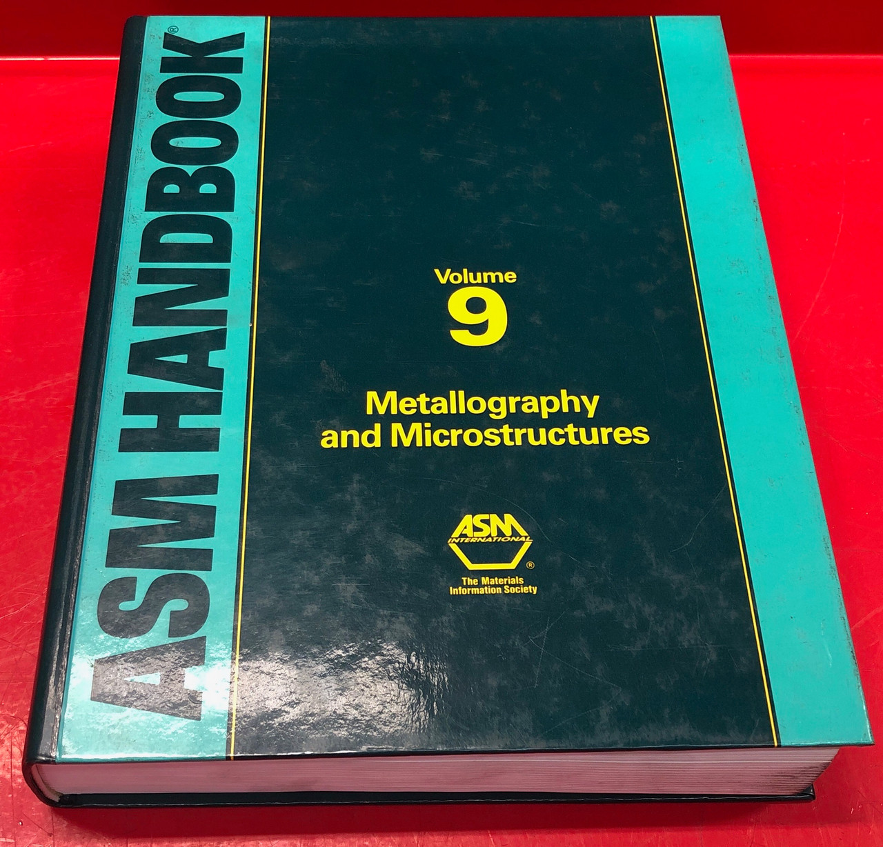 ASM Handbook Volume 9: Metallography and Microstructures
