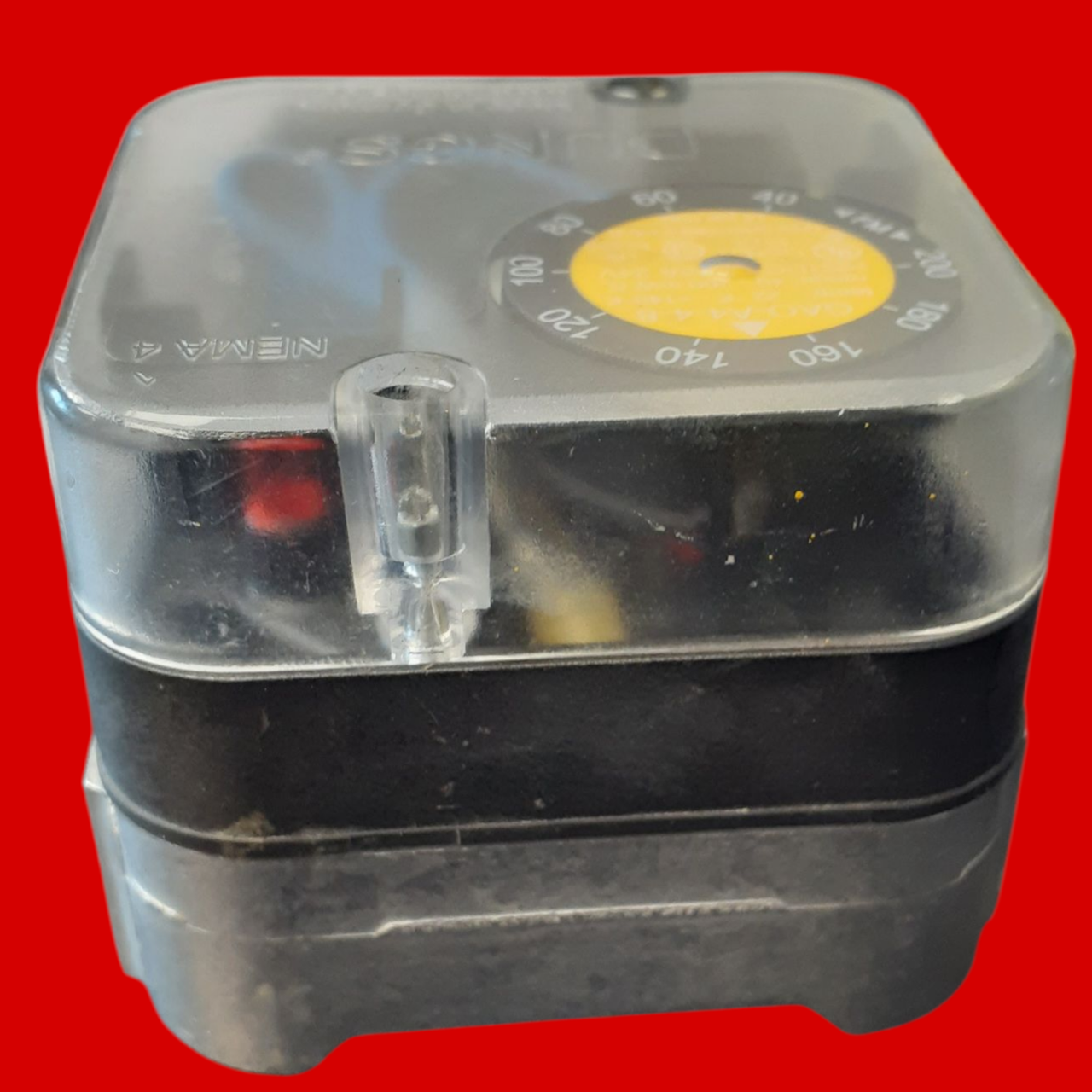 Dungs 266923 Gas Pressure Switch GAO-A4-4-8, Missing NPT Conduit