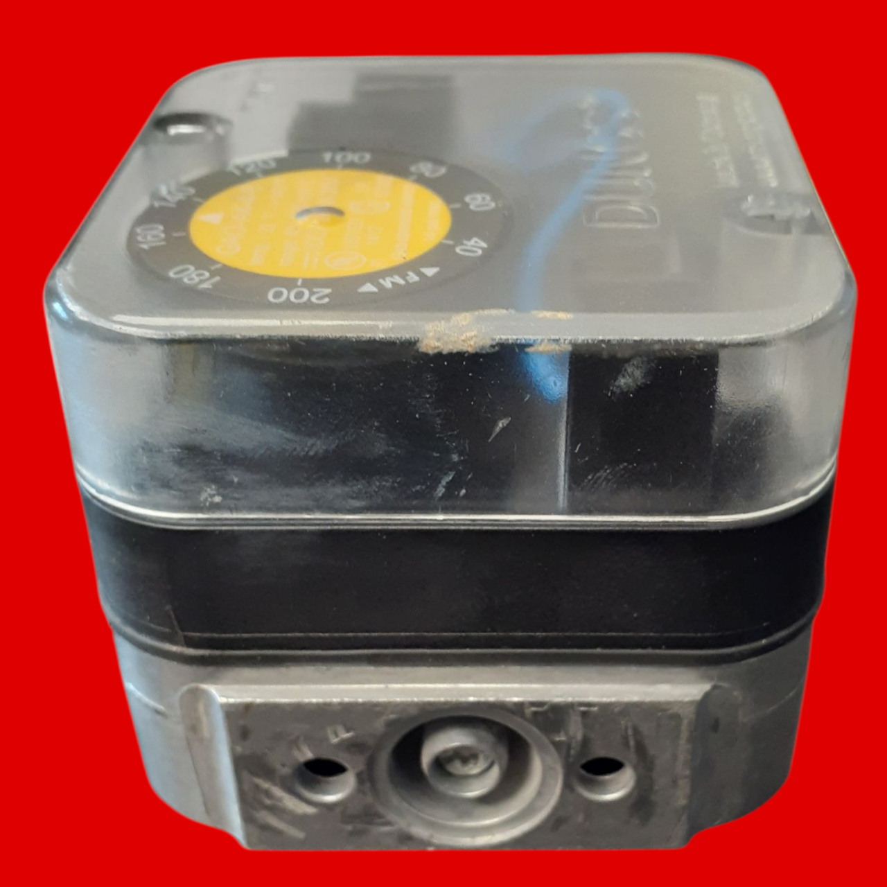 Dungs 266923 Gas Pressure Switch GAO-A4-4-8, Missing NPT Conduit