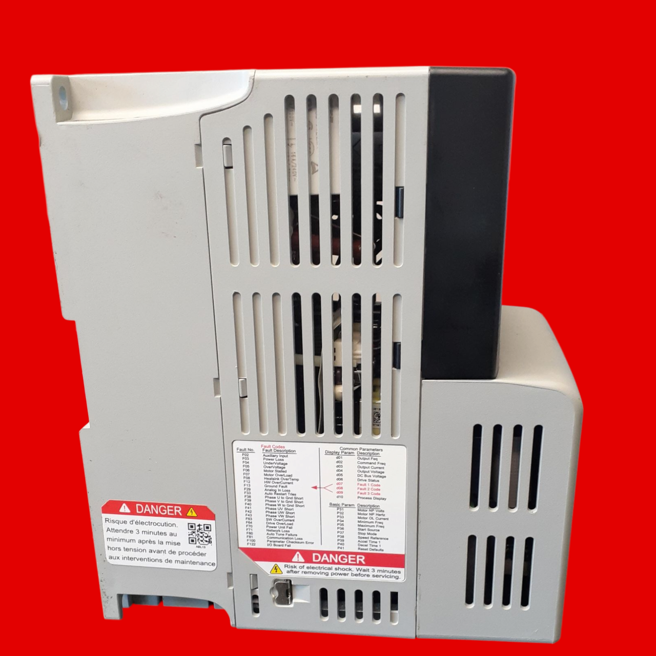 Allen Bradley PowerFlex 40- 2.2 kW (3 HP) AC Drive, 22B-D6P0N104
