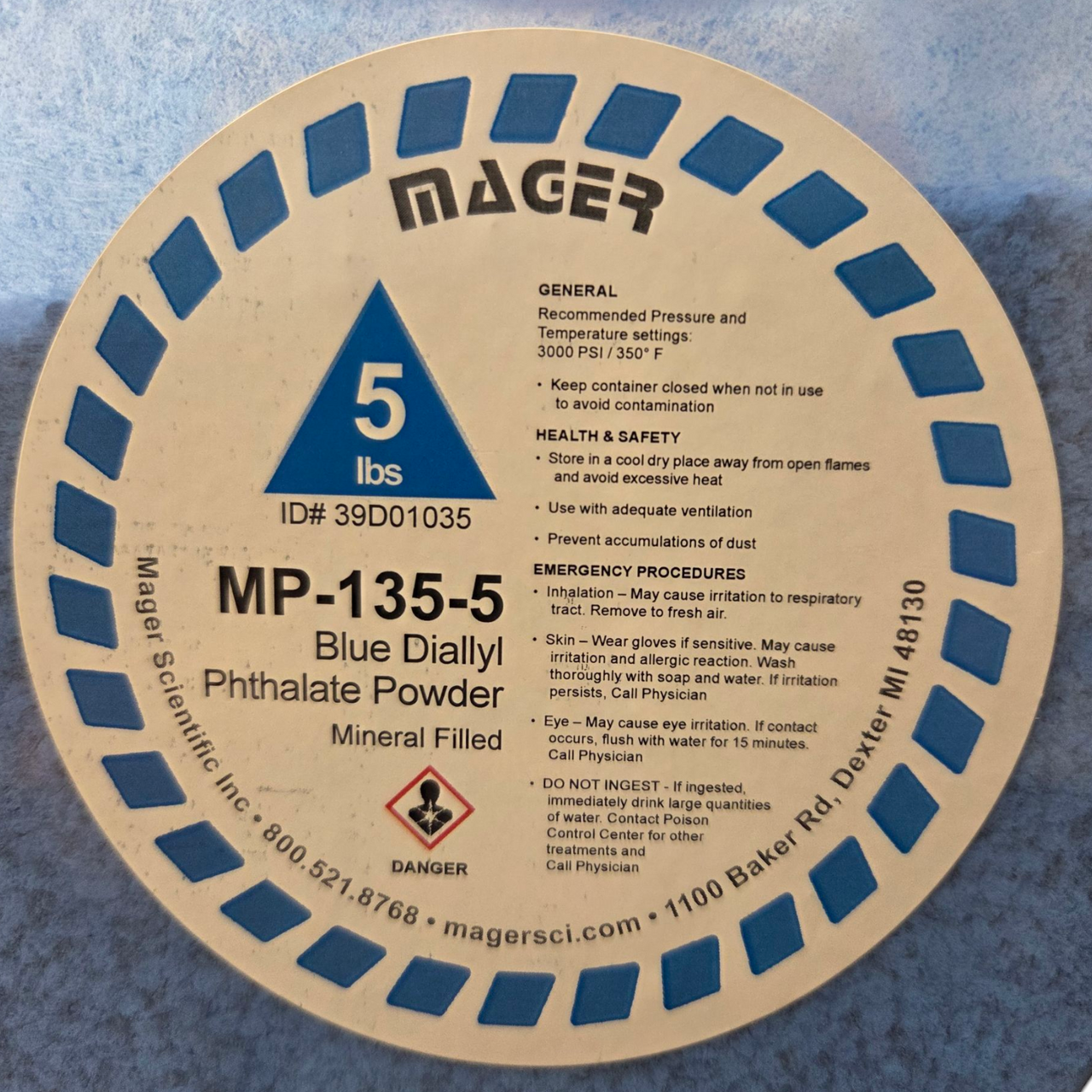 Mager Scientific Inc. MP-135-5 Blue Diallyl Phthalate Powder, Mineral Filled, 5 