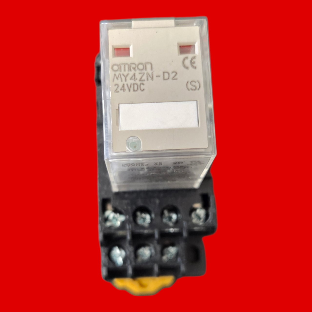 Omron 24 VDC Miniature Power Relay, 4-pole, Plug-In Terminal, MY4ZN-D, with PYF14A-E-US Socket