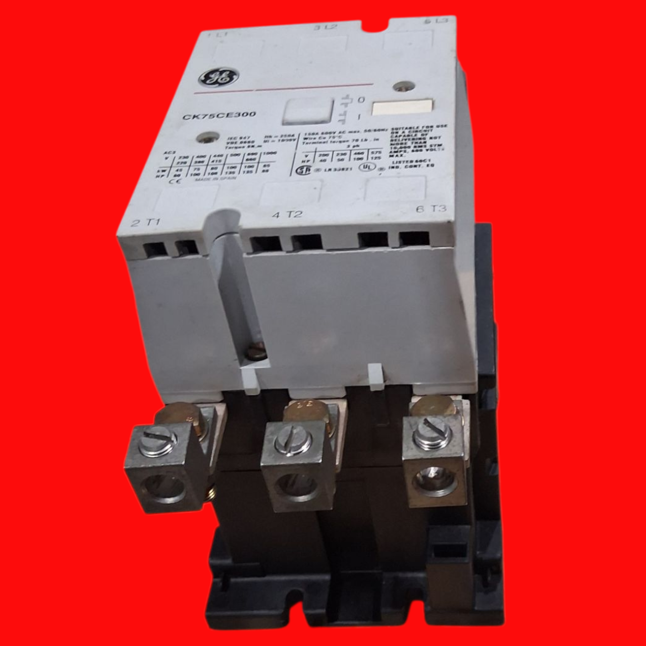 General Electric 150Amp, 600VAC, 3-Pole, Contactor CK75CE300