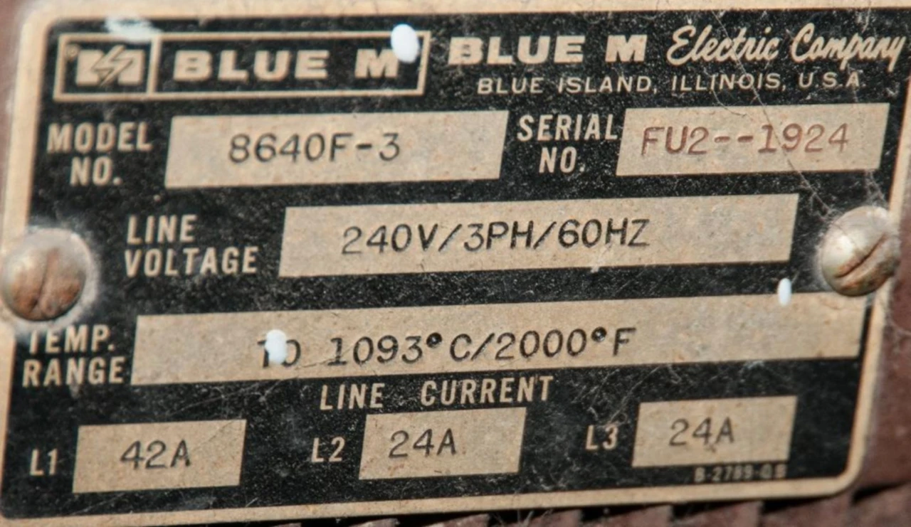 Blue M Model 8640F-3 Electric Oven, 10" x 10" x 16" D, 2000 Deg F, 240/3/60